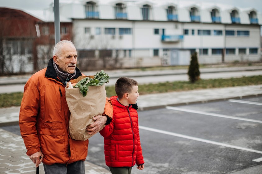 Kinship Care Resource Centers Grandfamilies & Kinship Support Network