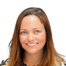 Erin Hysom headshot